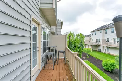 1503 Pointe View Dr, Adams Township, PA 16046 - Photo 18