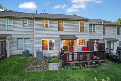 675 Village Green Boulevard East, Adams Township, PA 16046 - Photo 14