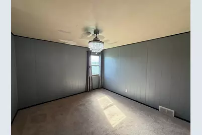 1902 Loretta Drive, Pittsburgh, PA 15235 - Photo 16