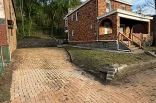 640 W 7th Ave, West Homestead, PA 15120 - Photo 2