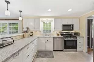 102 Evandale Dr, Green Tree, PA 15220 - Photo 6
