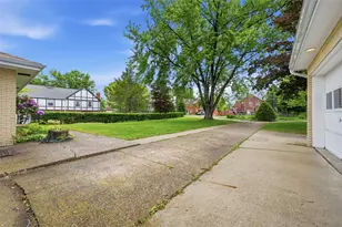 1806 Ferguson Rd, Pittsburgh, PA 15101 - Photo 40