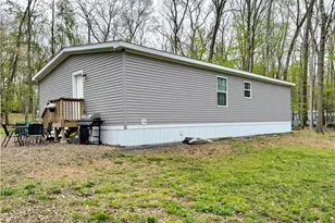 135 Mason St, Richland Township, PA 16374 - Photo 4