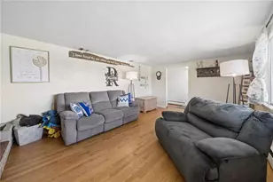 805 Caroline St, Derry Township, PA 15650 - Photo 6