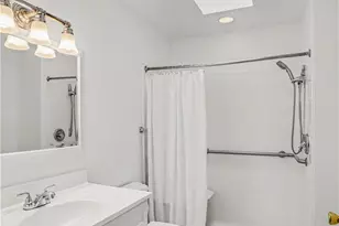 305 Hickman St, Bridgeville, PA 15017 - Photo 12