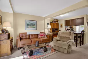 400 Redrome Cir E, Bridgeville, PA 15017 - Photo 8