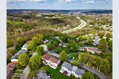 400 Redrome Circle E, Bridgeville, PA 15017 - Photo 32