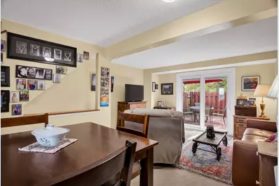 400 Redrome Circle E, Bridgeville, PA 15017 - Photo 10