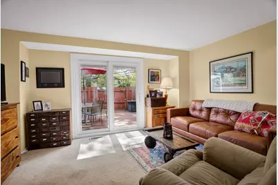 400 Redrome Circle E, Bridgeville, PA 15017 - Photo 6