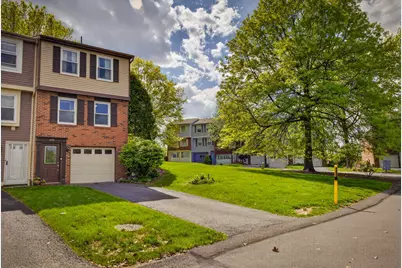 400 Redrome Circle E, Bridgeville, PA 15017 - Photo 2