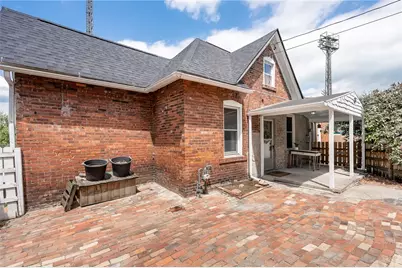 400 1/2 Jackson Ave, Vandergrift, PA 15690 - Photo 4