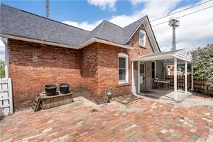 400 -1/2 Jackson Ave, Vandergrift, PA 15690 - Photo 4