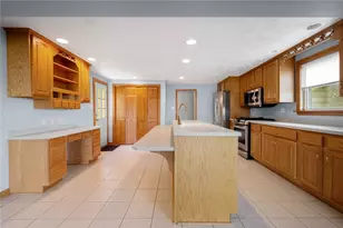 1734 Rutledge St, Pittsburgh, PA 15211 - Photo 8