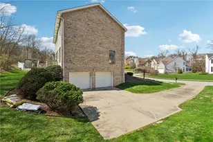 365 Cobblestone, Robinson Twp, PA 15136 - Photo 36