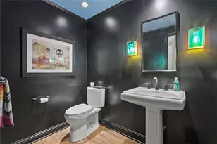1300 Shady Ave, Pittsburgh, PA 15217 - Photo 20