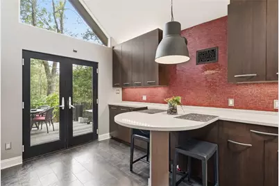 1300 Shady Ave, Pittsburgh, PA 15217 - Photo 18