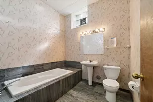 620 Broadway Blvd, Pitcairn, PA 15140 - Photo 8