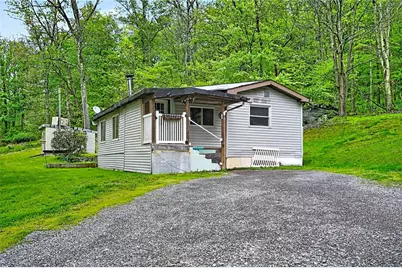 158 Renfrew Rd, Penn Township, PA 16053 - Photo 1