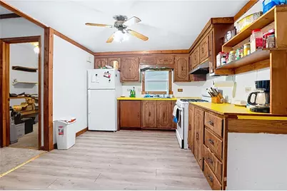 158 Renfrew Rd, Penn Township, PA 16053 - Photo 10