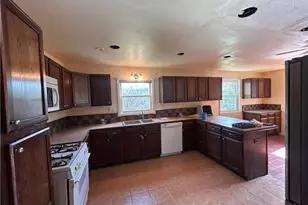 811 Lime St, Monongahela, PA 15063 - Photo 14