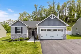 134 Olivia Dr, Center Township, PA 15061 - Photo 2