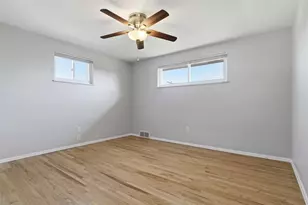 442 Audrey Dr, Pittsburgh, PA 15236 - Photo 14