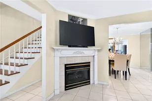 1818 Foxcroft Ln, Pittsburgh, PA 15101 - Photo 14