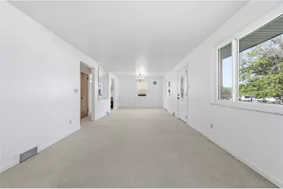 5512 3rd St, Verona, PA 15147 - Photo 4