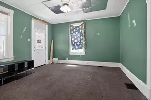 807 Maple Dr, White Oak, PA 15131 - Photo 12