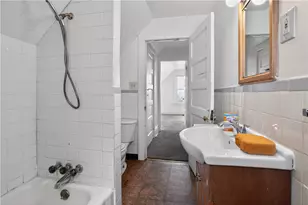 807 Maple Dr, White Oak, PA 15131 - Photo 26