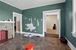 807 Maple Dr, White Oak, PA 15131 - Photo 10