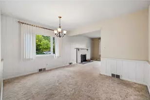 409 Sylvania Dr, Ross Twp, PA 15229 - Photo 6
