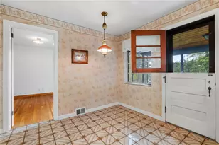 409 Sylvania Dr, Ross Twp, PA 15229 - Photo 10