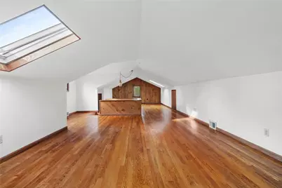 409 Sylvania Dr, Ross Twp, PA 15229 - Photo 22
