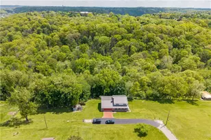1314 Moreland Dr, Moon/Crescent Twp, PA 15108 - Photo 8