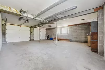 1908 Memorial Dr, Farrell, PA 16121 - Photo 30