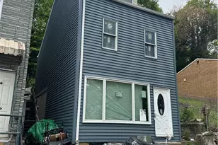 2114 Liedertafel Way, Pittsburgh, PA 15212 - Photo 2