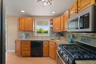 3103 Piney Bluff Dr, South Park, PA 15129 - Photo 10