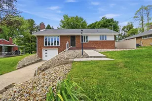6 Greenview Dr, Robinson Twp, PA 15136 - Photo 1