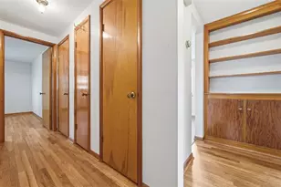 6 Greenview Dr, Robinson Twp, PA 15136 - Photo 12