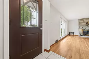 6 Greenview Dr, Robinson Twp, PA 15136 - Photo 6