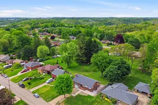 6 Greenview Dr, Robinson Twp, PA 15136 - Photo 40