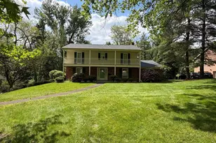 2656 Quail Hill Dr, Pittsburgh, PA 15241 - Photo 2