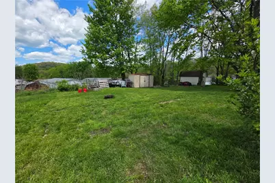 333 Cypress Ave, Rochester, PA 15074 - Photo 10