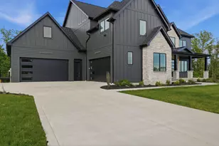 2026 Mallard Ln, Marshall, PA 15005 - Photo 2