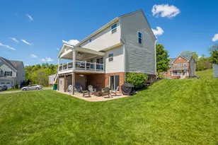7017 Sherwood Dr, South Fayette, PA 15057 - Photo 4