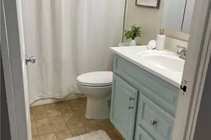 940 Bellefonte St, Pittsburgh, PA 15232 - Photo 8