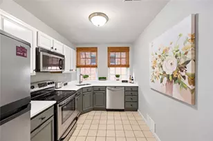 940 Bellefonte St, Pittsburgh, PA 15232 - Photo 10