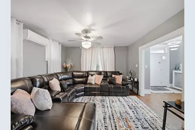 819 Kerr St, Ambridge, PA 15003 - Photo 4