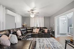 819 Kerr St, Ambridge, PA 15003 - Photo 4
